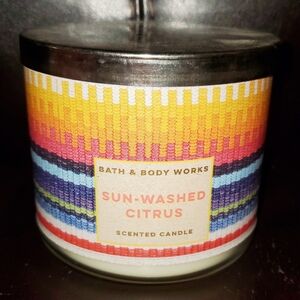 Bath and Body Works candle Sun-Washed Citrus